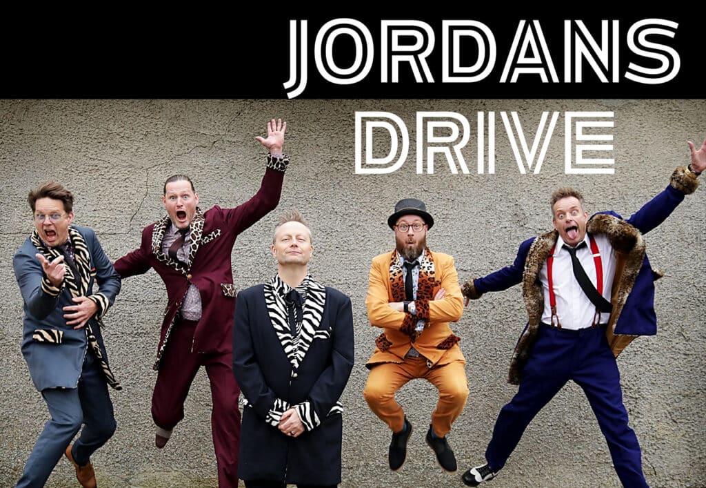 Jordan’s Drive, bandet med navne-banner