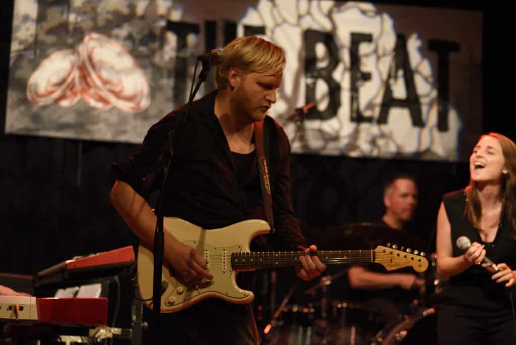 The Beat spiller på et værtshus